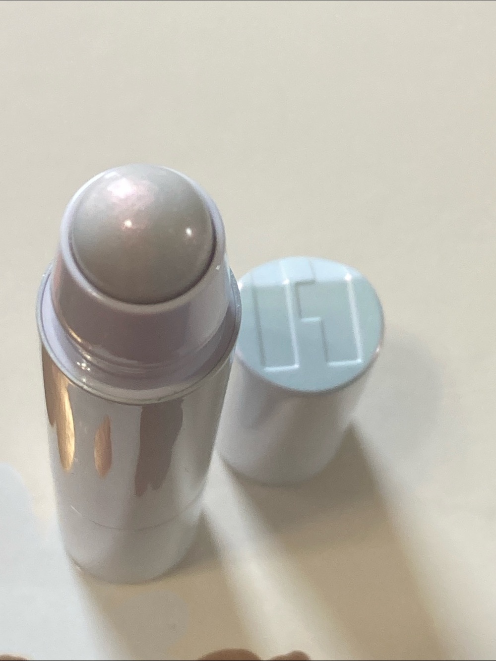 HAUS LABS Glassy Opal Highlight Balm